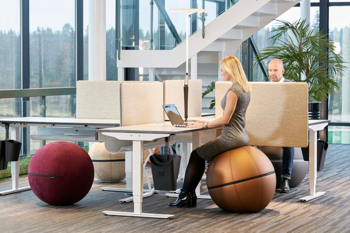 Photo_ambiance_Pouf_OFFICEBALLZ1